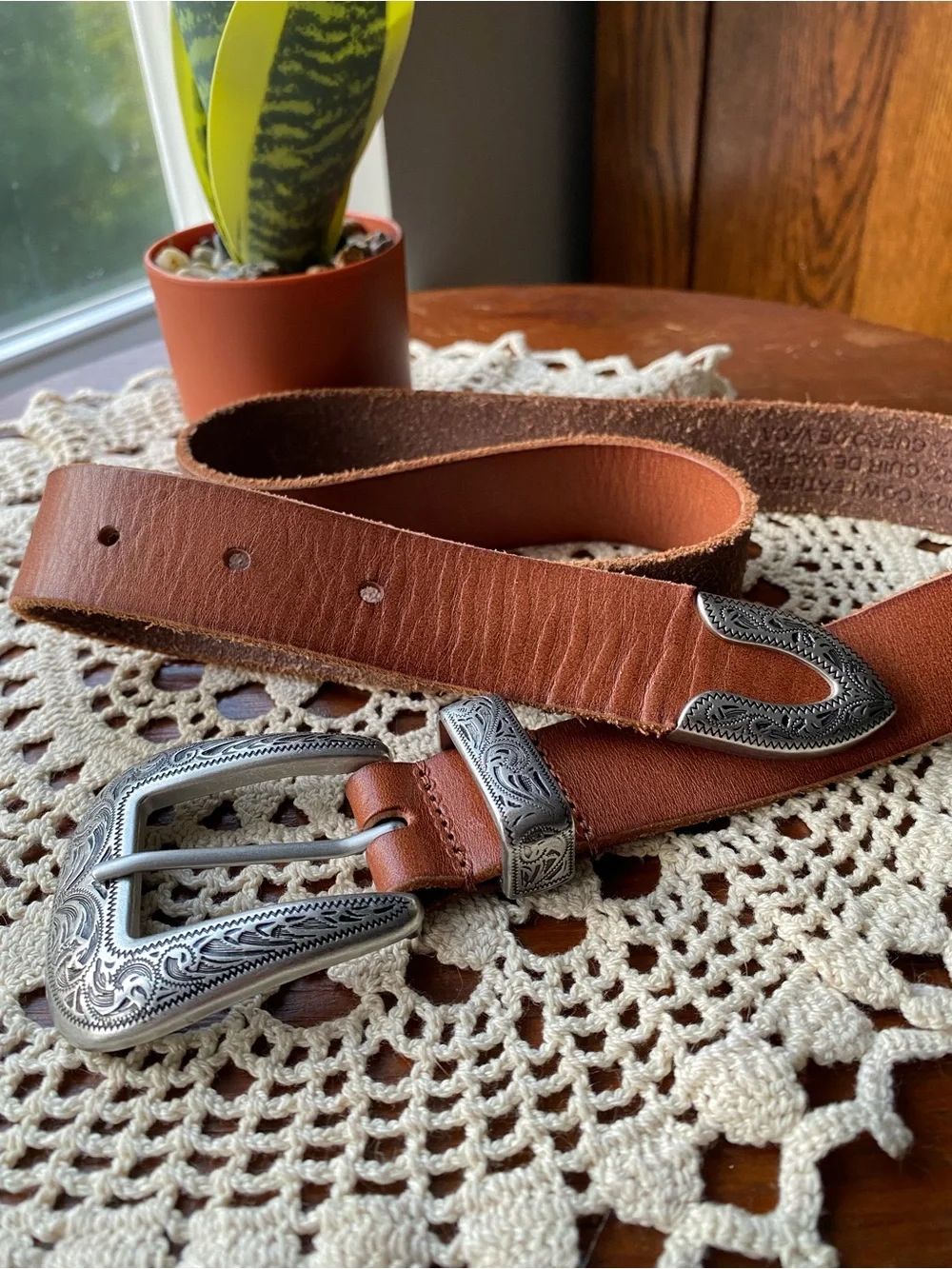 Urban Outfitters Brown Leather Western Belt with Ornate Silver Buckle Size M EUC